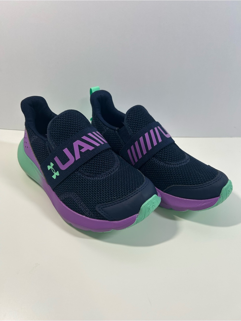 Girls Under Armour mesh slip on sneakers lightweight blue purple size 13